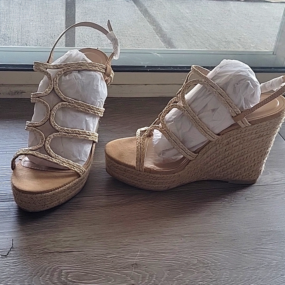 Fun Wedge